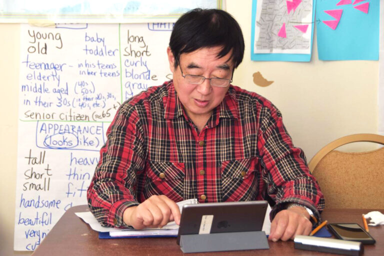 Center for New Americans Recieves New Mobile Resources for Student Success